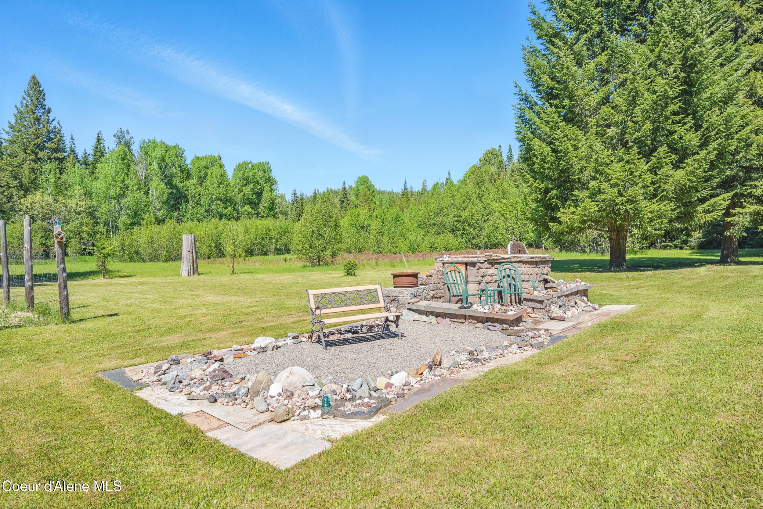 Athol, Idaho, 83801, United States, 2 Bedrooms Bedrooms, ,1 BathroomBathrooms,Residential,Active,1900198