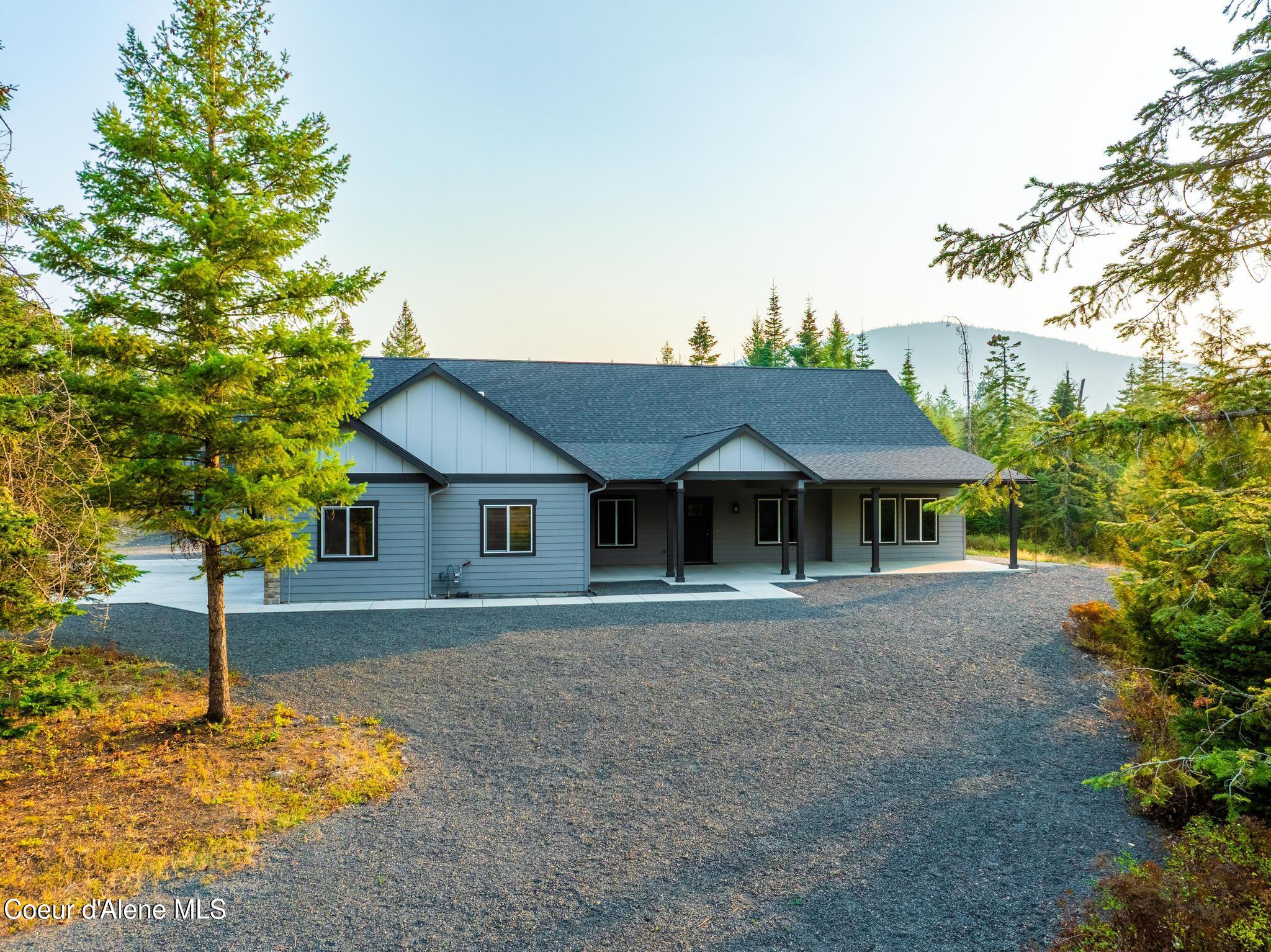 Rathdrum, Idaho, 83858, United States, 5 Bedrooms Bedrooms, ,3 BathroomsBathrooms,Residential,Active,1941134
