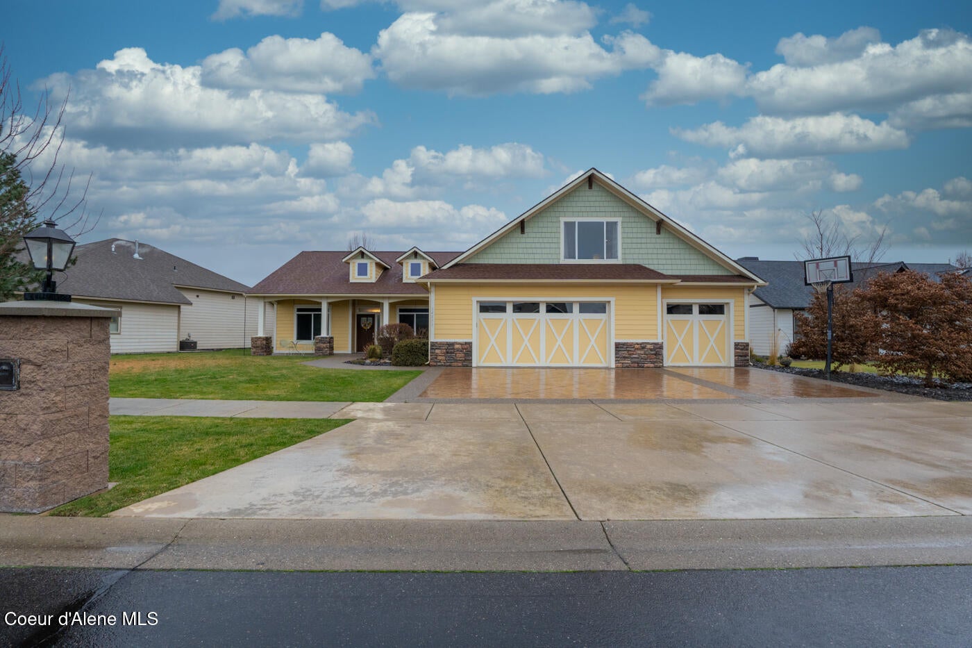 Rathdrum, Idaho, 83858, United States, 5 Bedrooms Bedrooms, ,3 BathroomsBathrooms,Residential,Active,2007246