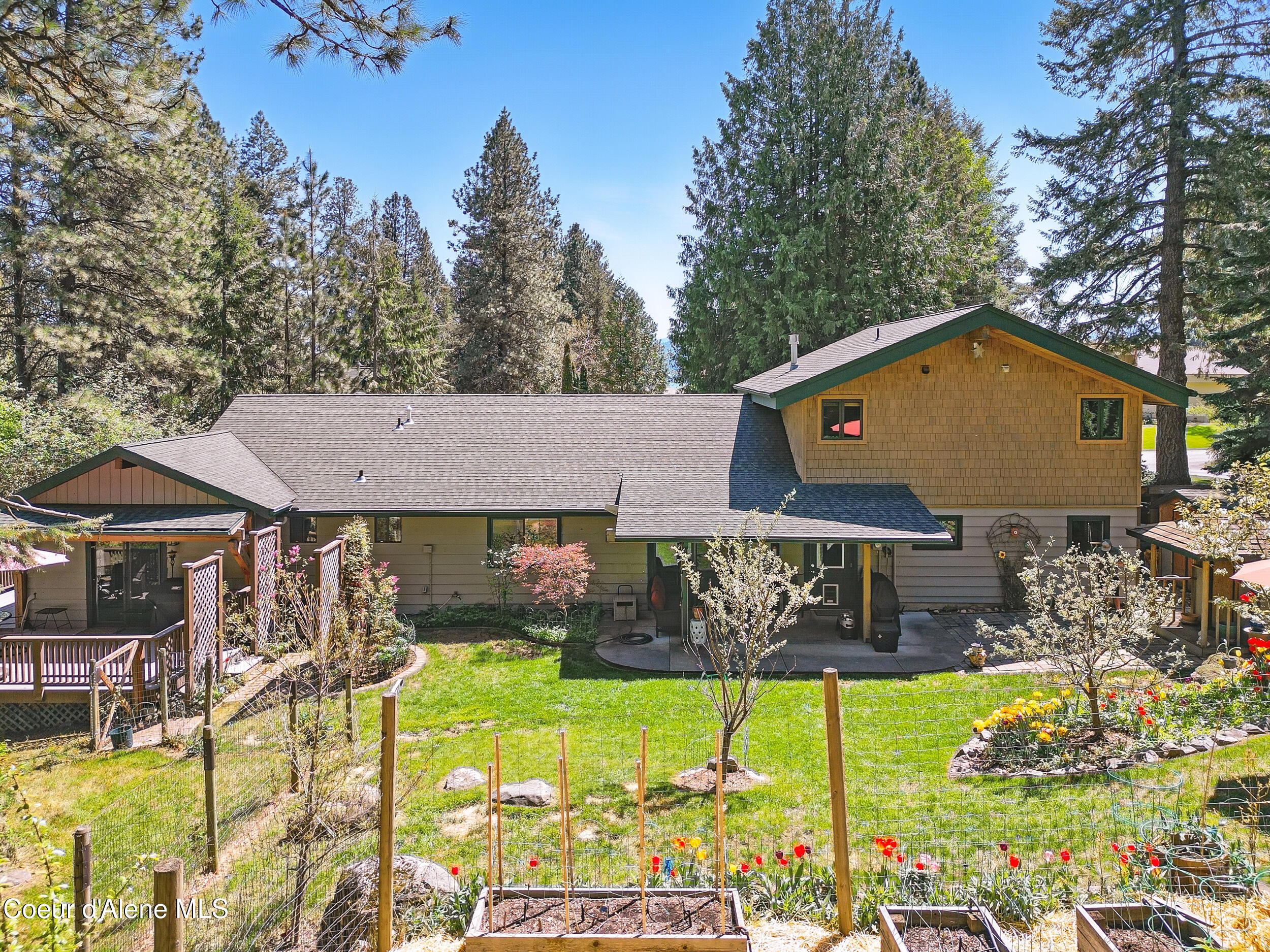 Sandpoint, Idaho, 83864, United States, 4 Bedrooms Bedrooms, ,3 BathroomsBathrooms,Residential,Active,1824574