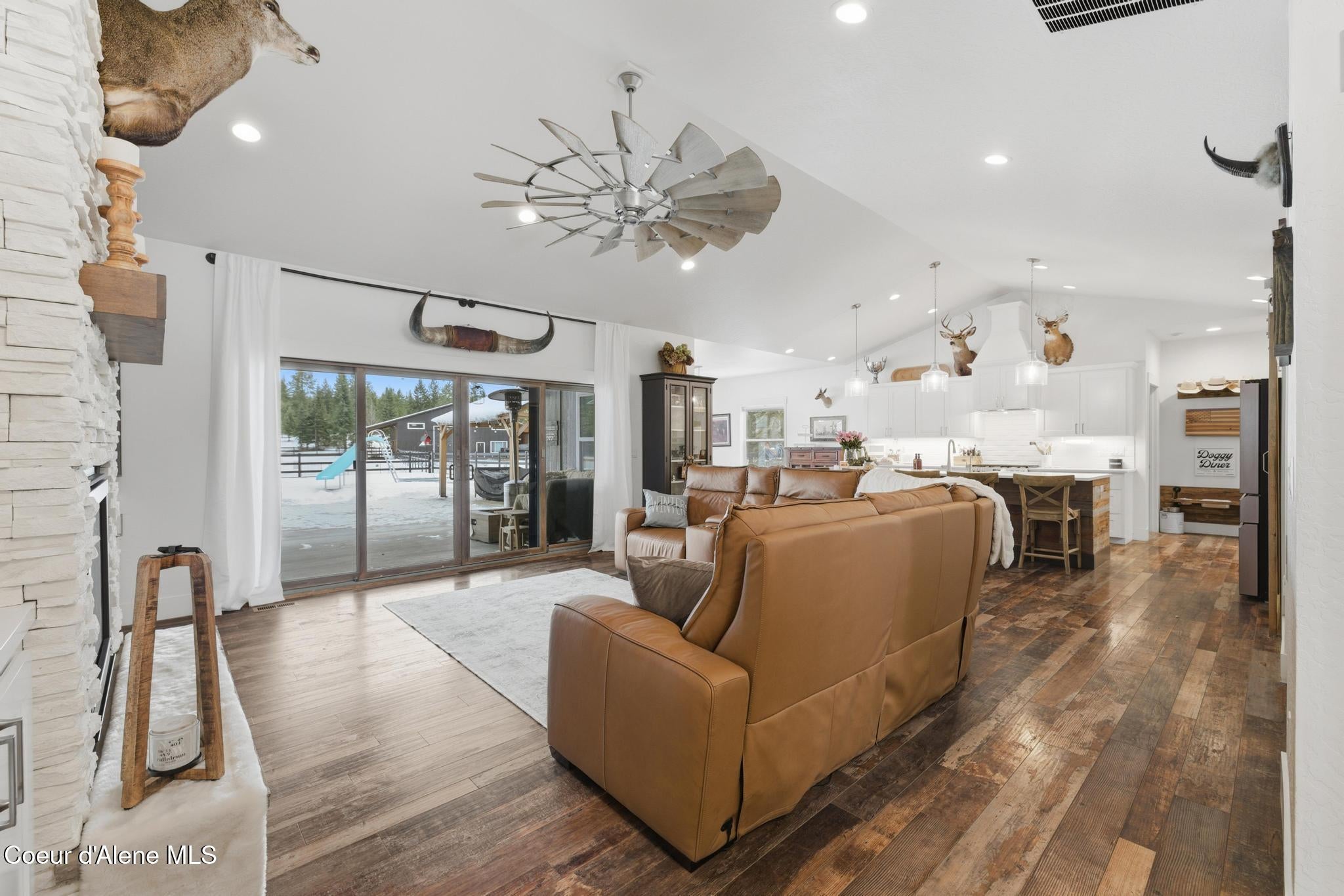 Rathdrum, Idaho, 83858, United States, 3 Bedrooms Bedrooms, ,3 BathroomsBathrooms,Residential,Active,2008693