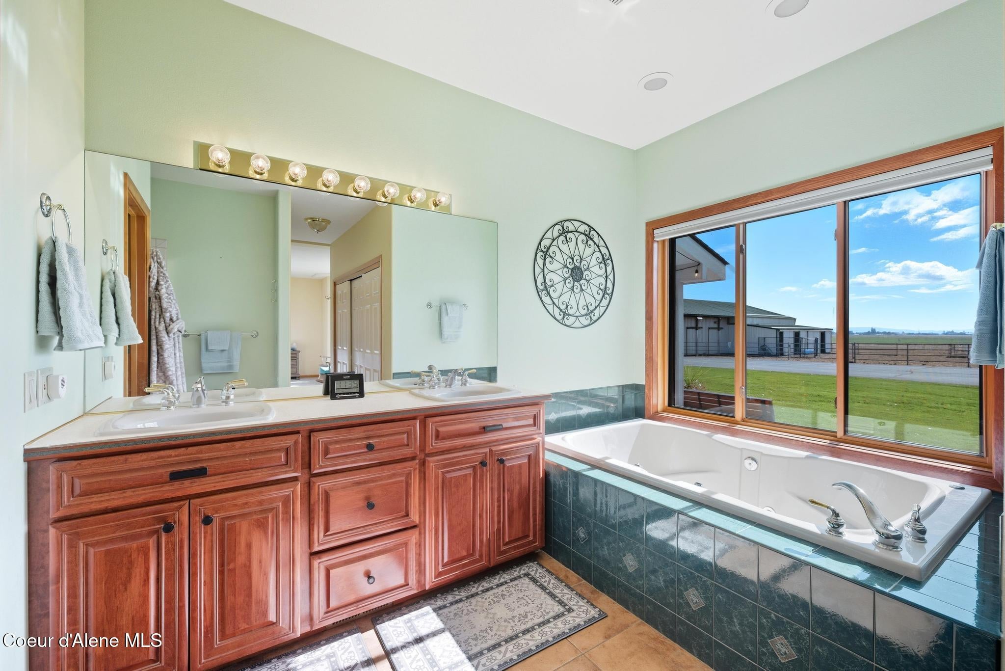 Rathdrum, Idaho, 83858, United States, 4 Bedrooms Bedrooms, ,4 BathroomsBathrooms,Residential,Active,1963415