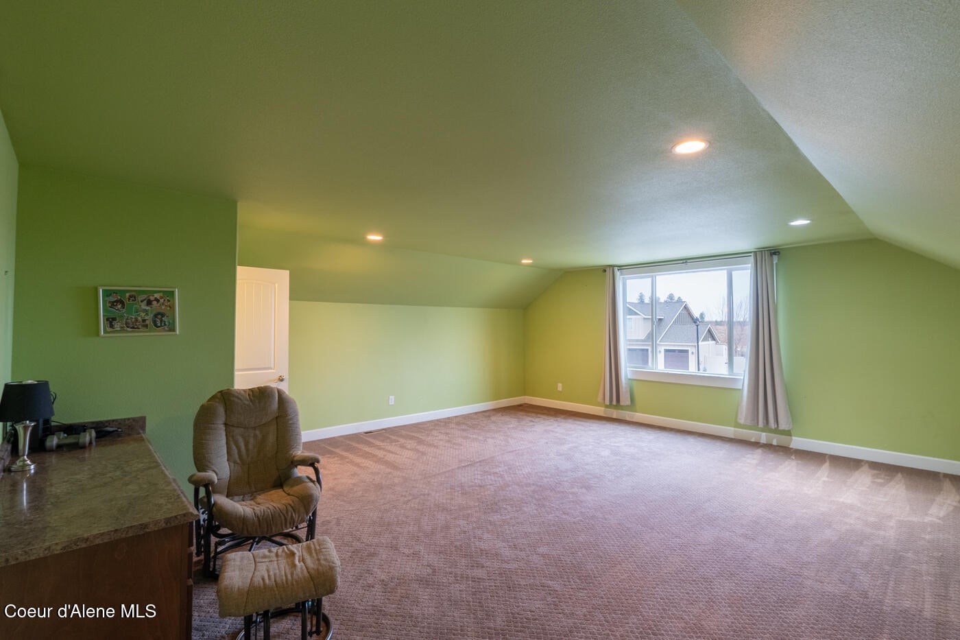 Rathdrum, Idaho, 83858, United States, 5 Bedrooms Bedrooms, ,3 BathroomsBathrooms,Residential,Active,2007246