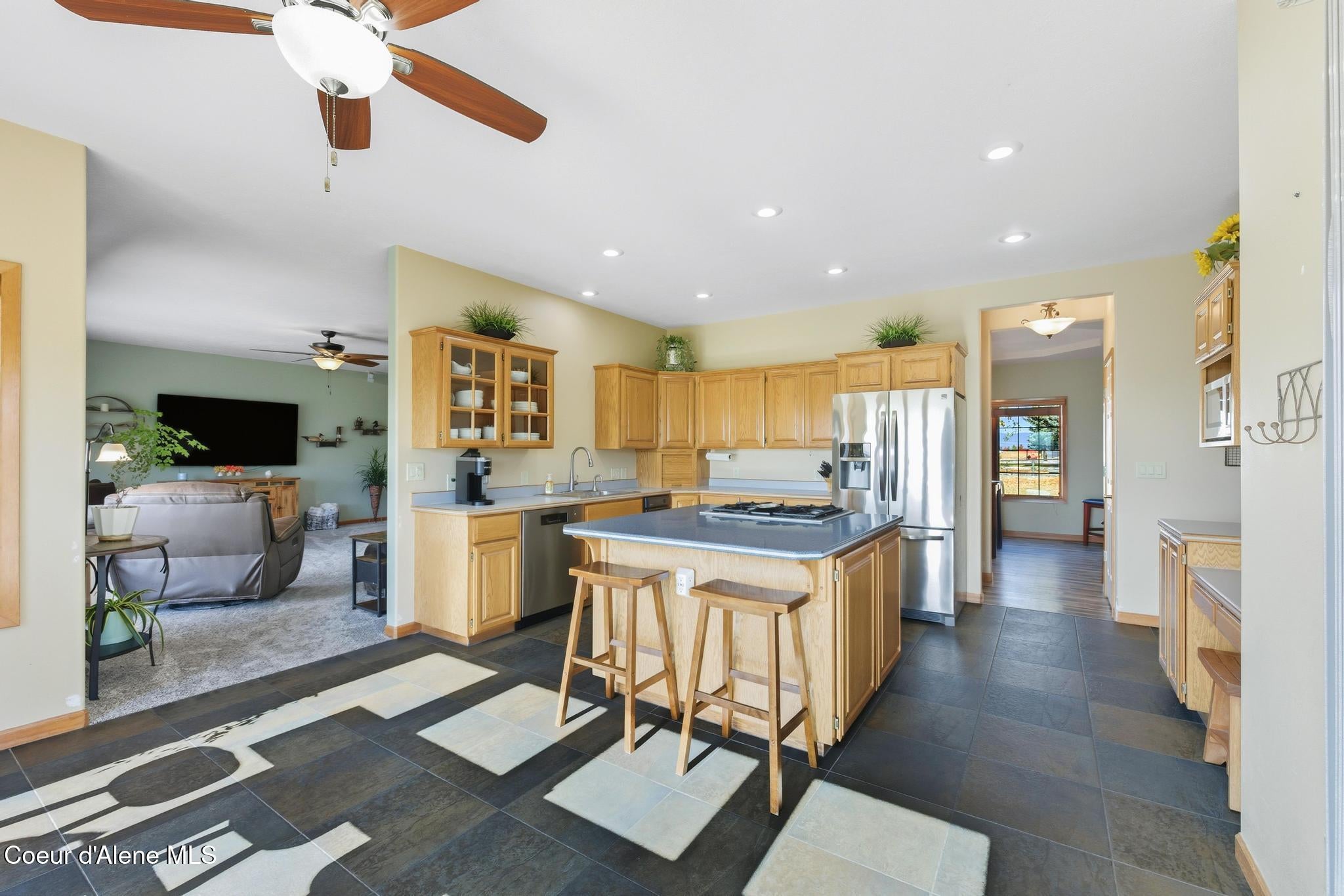 Rathdrum, Idaho, 83858, United States, 4 Bedrooms Bedrooms, ,4 BathroomsBathrooms,Residential,Active,1963415