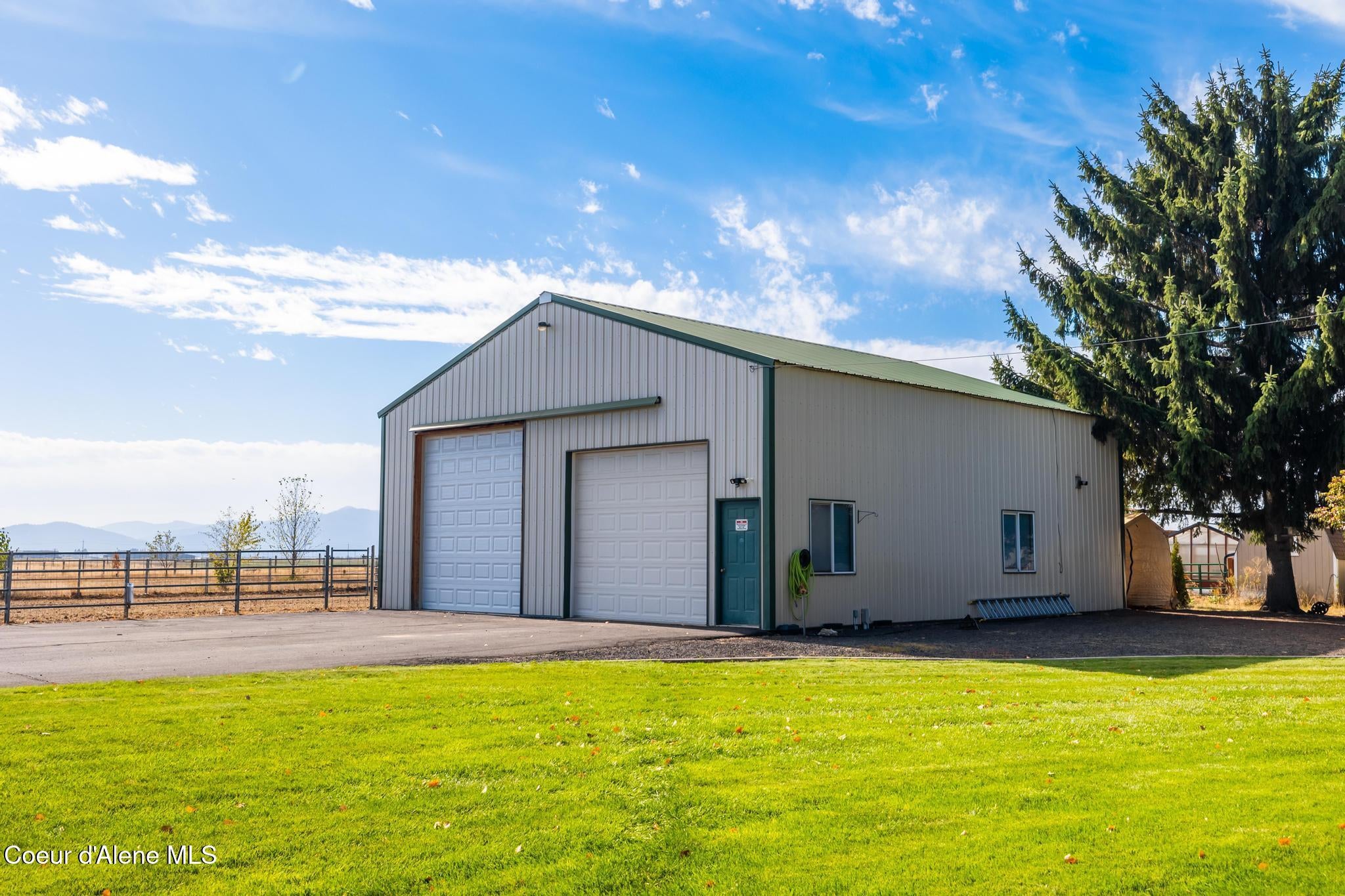 Rathdrum, Idaho, 83858, United States, 4 Bedrooms Bedrooms, ,4 BathroomsBathrooms,Residential,Active,1963415