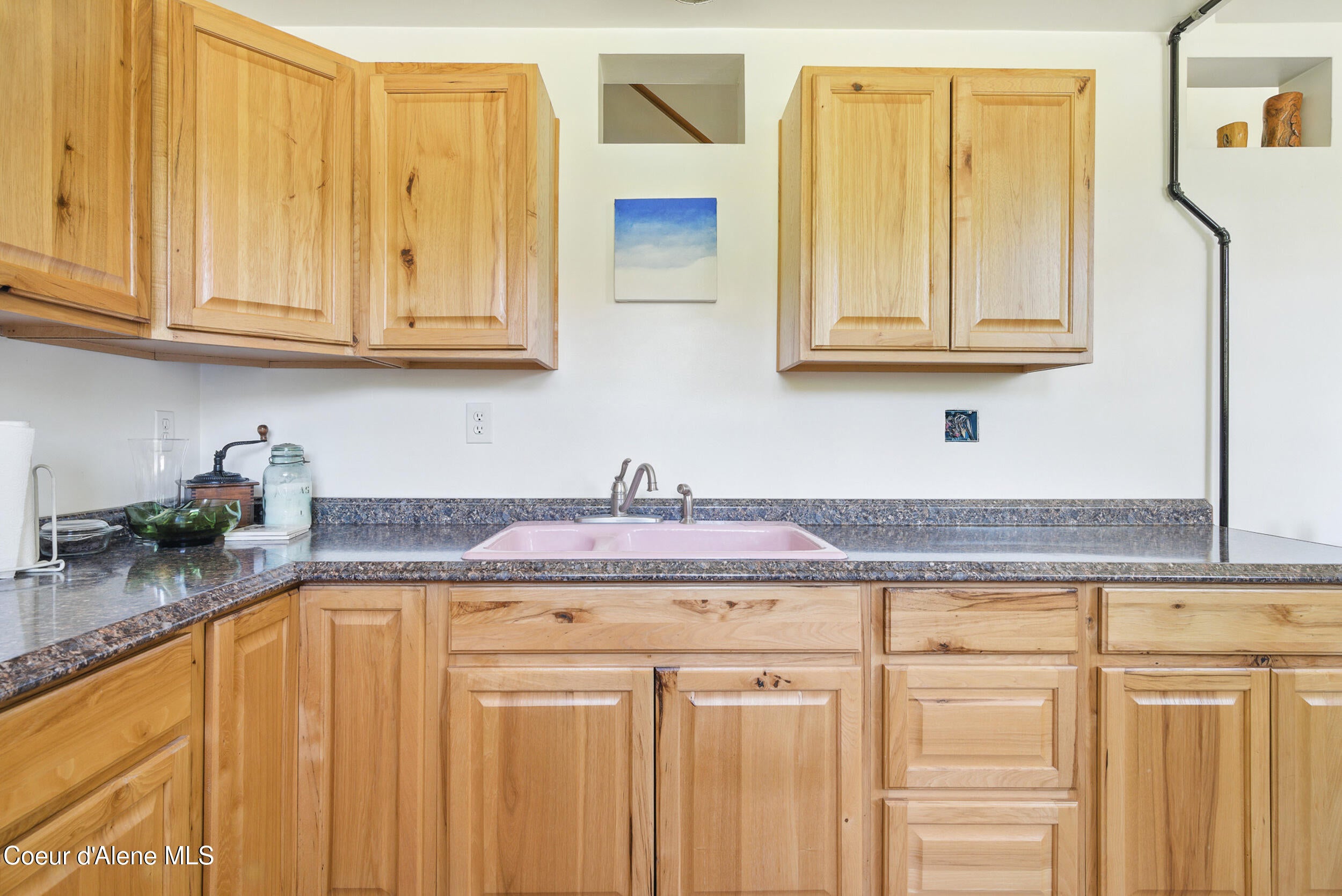 Athol, Idaho, 83801, United States, 2 Bedrooms Bedrooms, ,1 BathroomBathrooms,Residential,Active,1900198