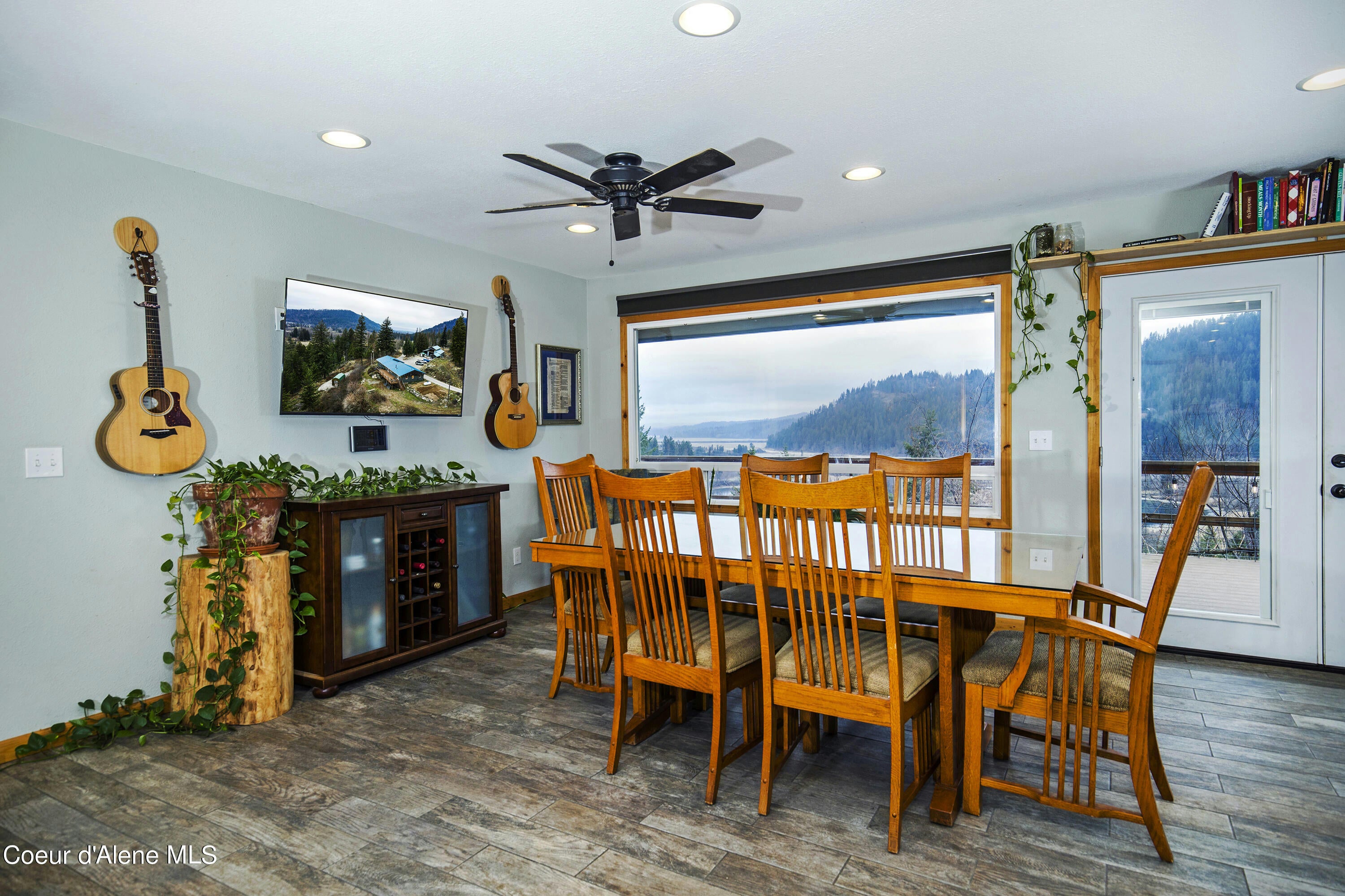 Sandpoint, Idaho, 83864, United States, ,5 BathroomsBathrooms,Residential,Pending,1769677