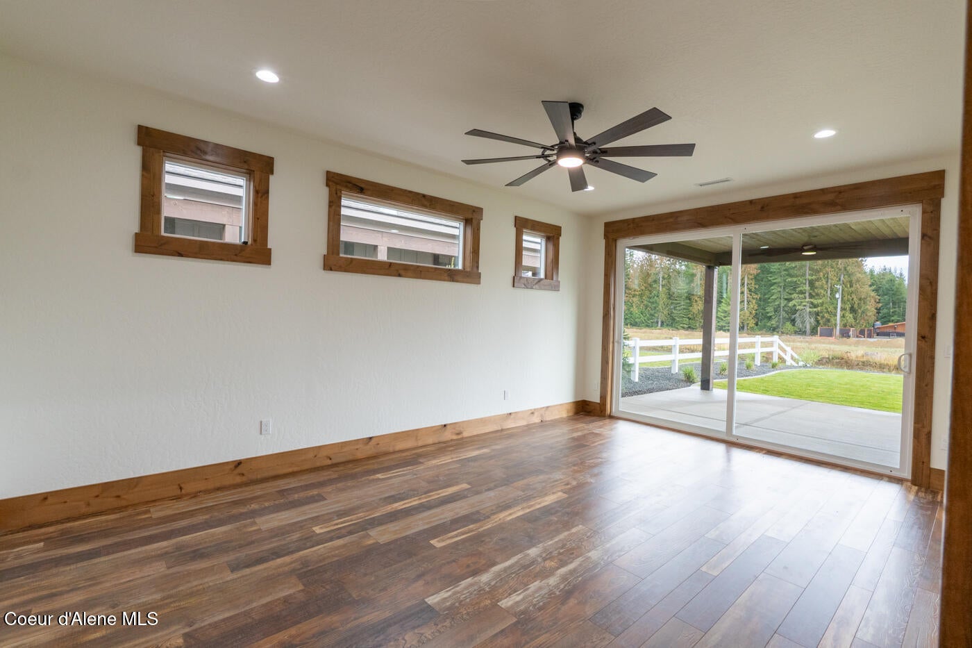 Sandpoint, Idaho, 83864, United States, 3 Bedrooms Bedrooms, ,3 BathroomsBathrooms,Residential,Active,1945083