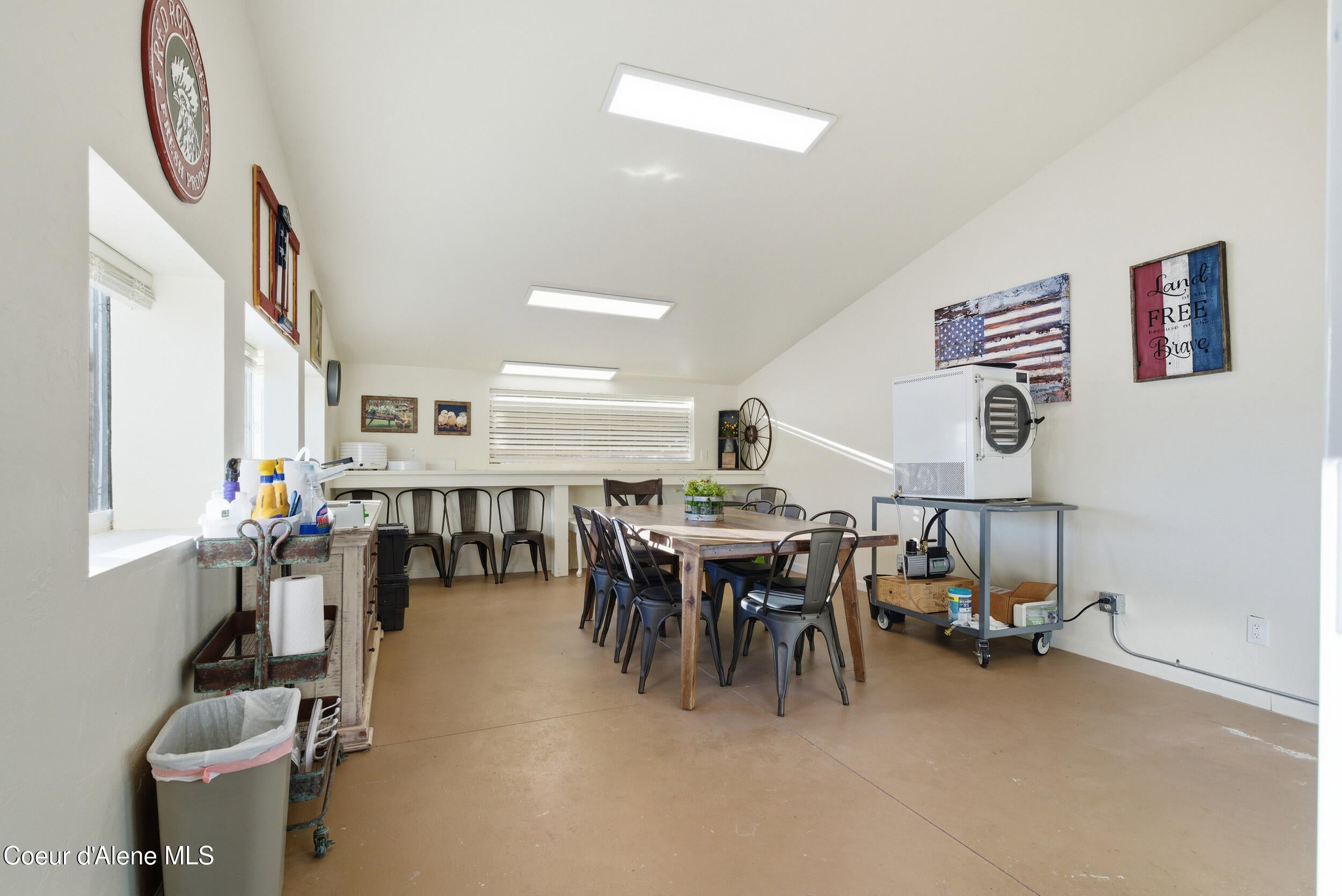 Sandpoint, Idaho, 83864, United States, 5 Bedrooms Bedrooms, ,5 BathroomsBathrooms,Residential,Active,2013917