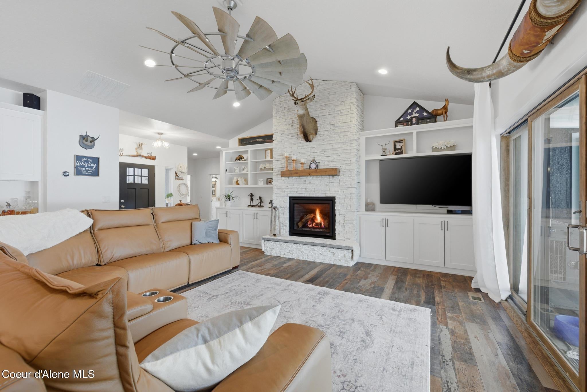 Rathdrum, Idaho, 83858, United States, 3 Bedrooms Bedrooms, ,3 BathroomsBathrooms,Residential,Active,2008693