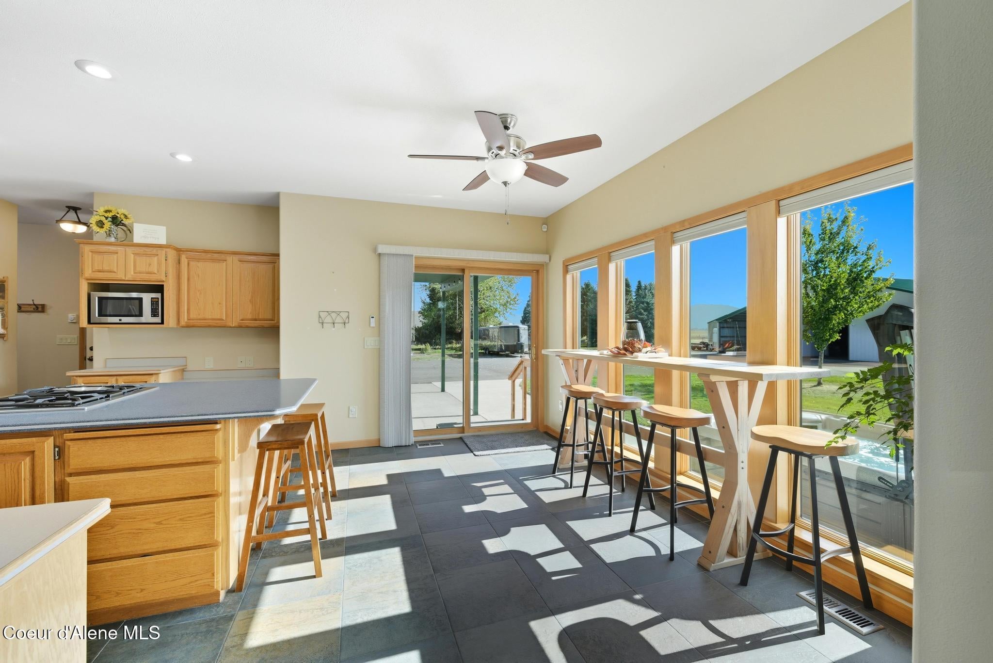 Rathdrum, Idaho, 83858, United States, 4 Bedrooms Bedrooms, ,4 BathroomsBathrooms,Residential,Active,1963415