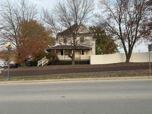 800 S CENTRAL AVE, CASEY, IL 62420 - Image 1