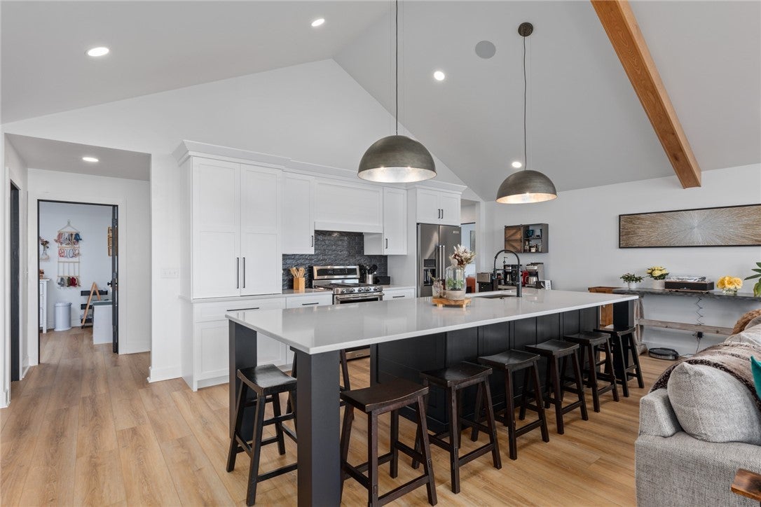 Effingham, Illinois, 62401, United States, 4 Bedrooms Bedrooms, ,5 BathroomsBathrooms,Residential,Active,1967129