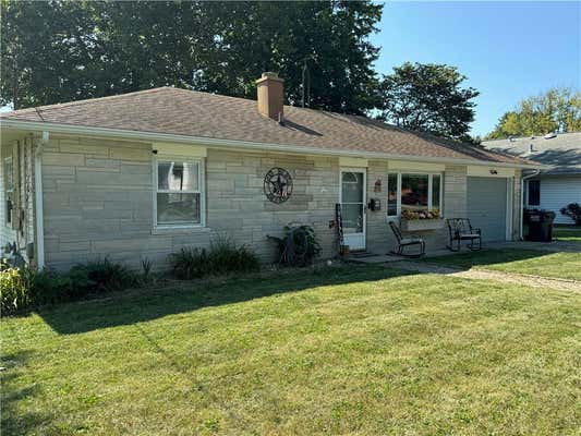 204 S 4TH ST, MARSHALL, IL 62441, photo 2 of 15