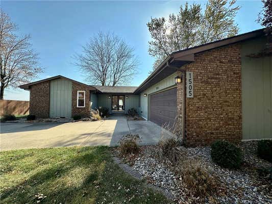 1505 STINSON AVE, MATTOON, IL 61938 - Image 1