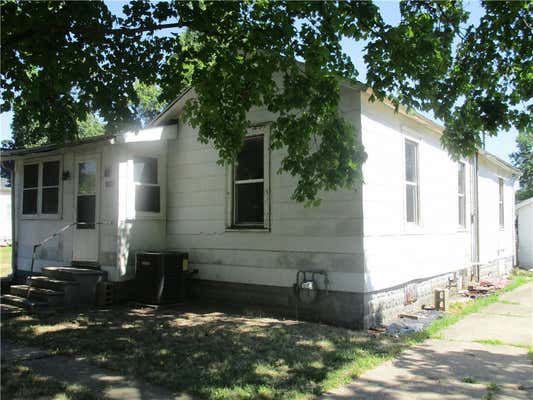 1003 E 2ND ST, PANA, IL 62557 - Image 1