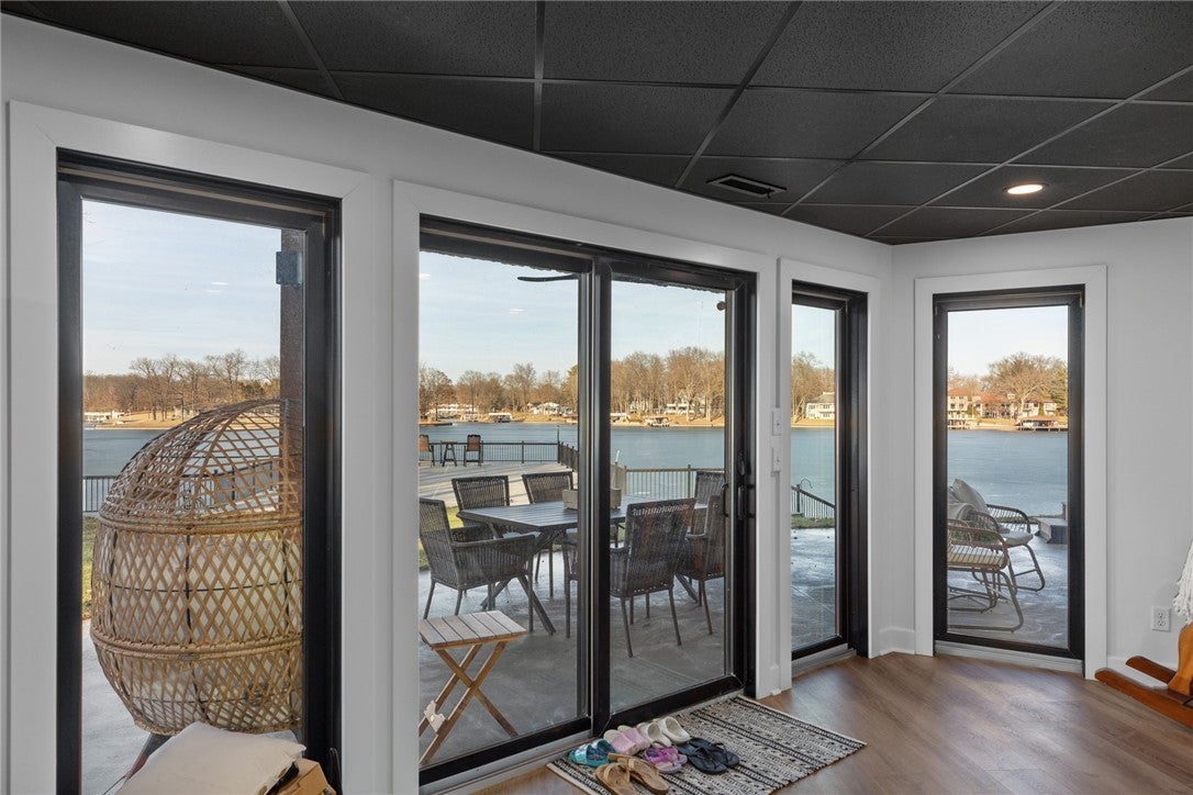 Effingham, Illinois, 62401, United States, 4 Bedrooms Bedrooms, ,5 BathroomsBathrooms,Residential,Active,1967129