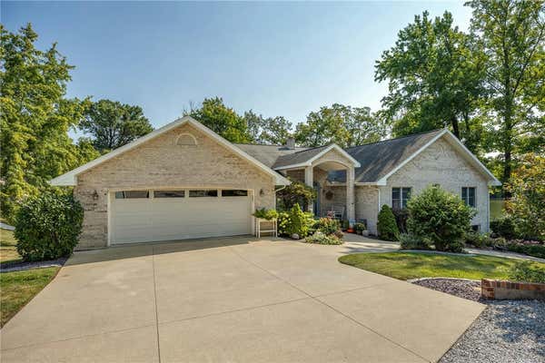 15520 N BLUE POINT TRL, EFFINGHAM, IL 62401 - Image 1