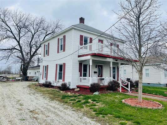 108 S 4TH ST, ALTAMONT, IL 62411, photo 2 of 14