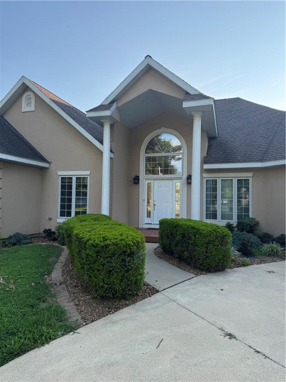 Effingham, Illinois, 62401, United States, 4 Bedrooms Bedrooms, ,4 BathroomsBathrooms,Residential,Active,1909667