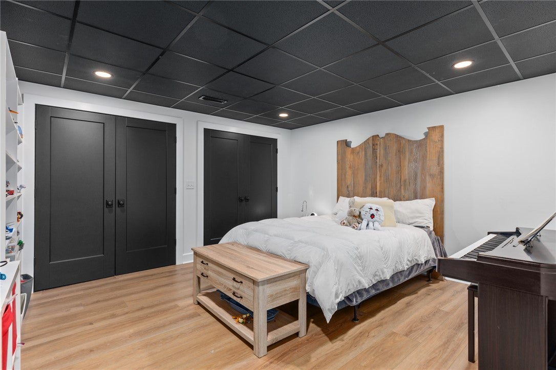 Effingham, Illinois, 62401, United States, 4 Bedrooms Bedrooms, ,5 BathroomsBathrooms,Residential,Active,1967129