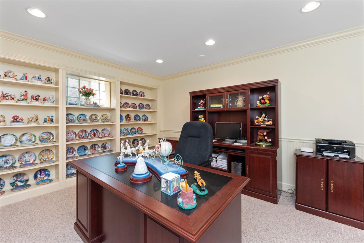 Evendale, Ohio, 45241, United States, 4 Bedrooms Bedrooms, ,4 BathroomsBathrooms,Residential,Active,1920230