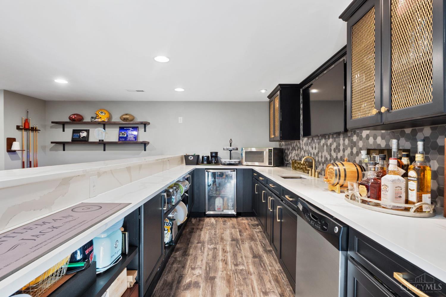 West Chester, Ohio, 45011, United States, 4 Bedrooms Bedrooms, ,6 BathroomsBathrooms,Residential,Active,1987249