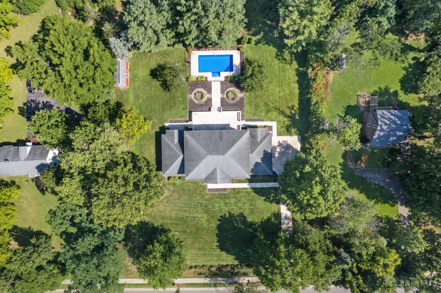Evendale, Ohio, 45241, United States, 4 Bedrooms Bedrooms, ,4 BathroomsBathrooms,Residential,Active,1920230