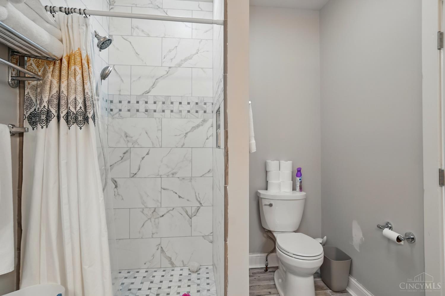 South Lebanon, Ohio, 45065, United States, ,5 BathroomsBathrooms,Residential,Active,1828690