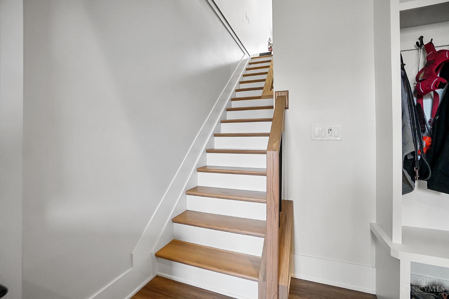 Cincinnati, Ohio, 45202, United States, 3 Bedrooms Bedrooms, ,4 BathroomsBathrooms,Residential,Active,1922745