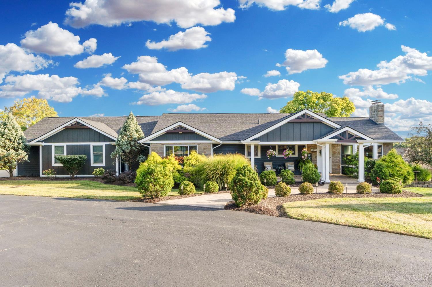 West Chester, Ohio, 45011, United States, 4 Bedrooms Bedrooms, ,6 BathroomsBathrooms,Residential,Active,1987249 West Chester, Ohio, 45011, United States, 4 Bedrooms Bedrooms, ,6 BathroomsBathrooms,Residential,Active,1987249