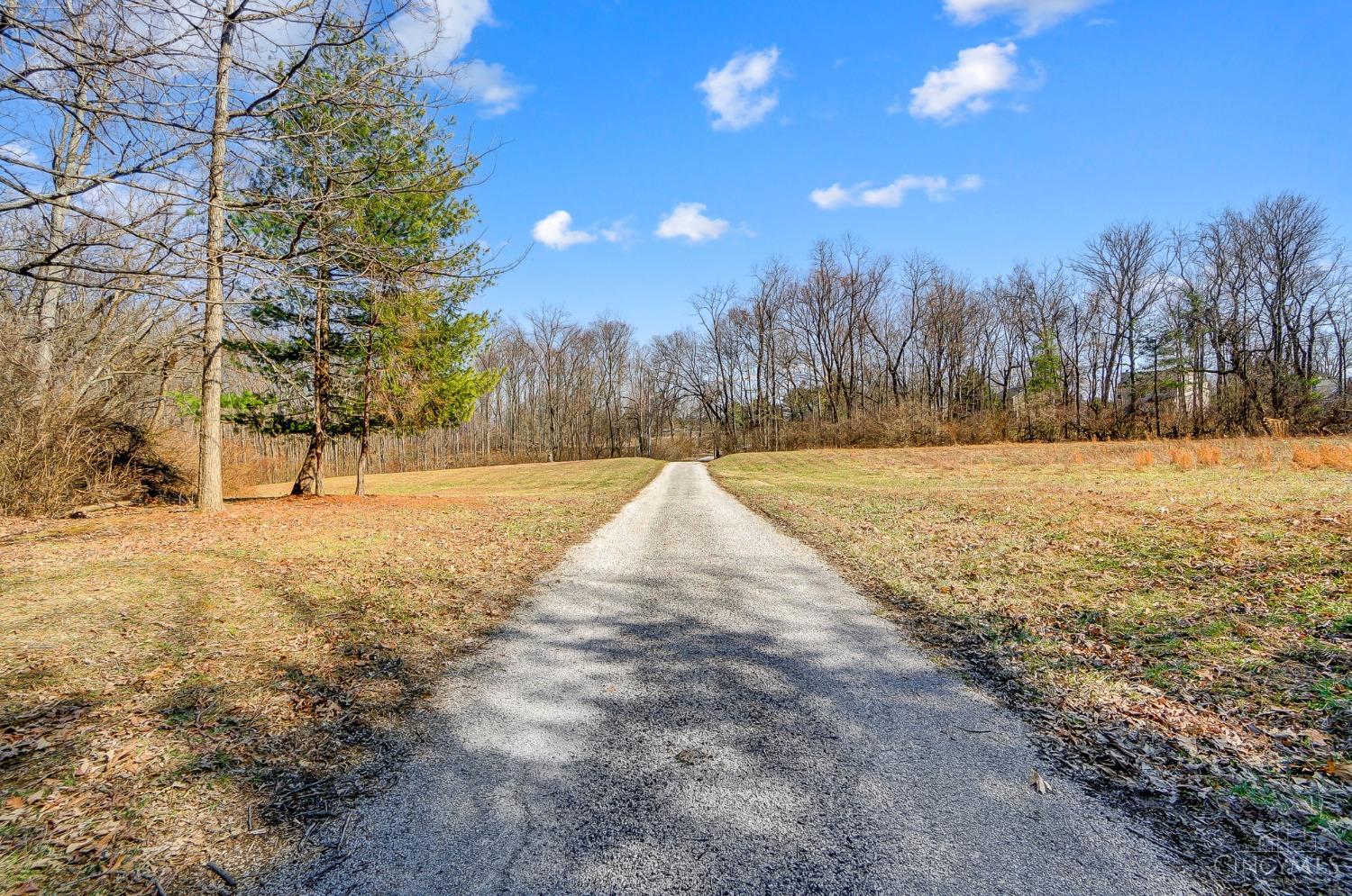 Union Twp, Ohio, 45244, United States, 4 Bedrooms Bedrooms, ,5 BathroomsBathrooms,Residential,Pending,1722734