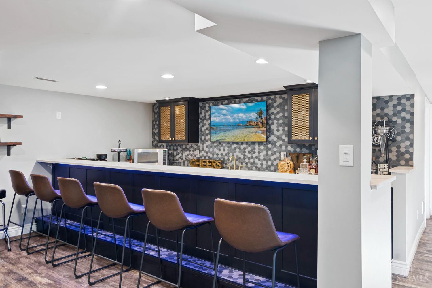 West Chester, Ohio, 45011, United States, 4 Bedrooms Bedrooms, ,6 BathroomsBathrooms,Residential,Active,1987249