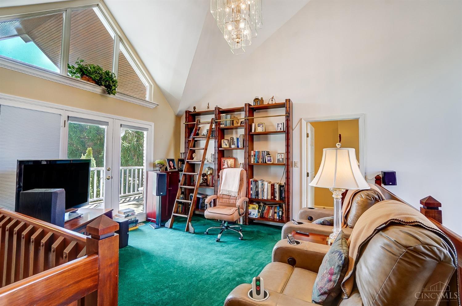 Union Twp, Ohio, 45244, United States, 4 Bedrooms Bedrooms, ,5 BathroomsBathrooms,Residential,Pending,1722734