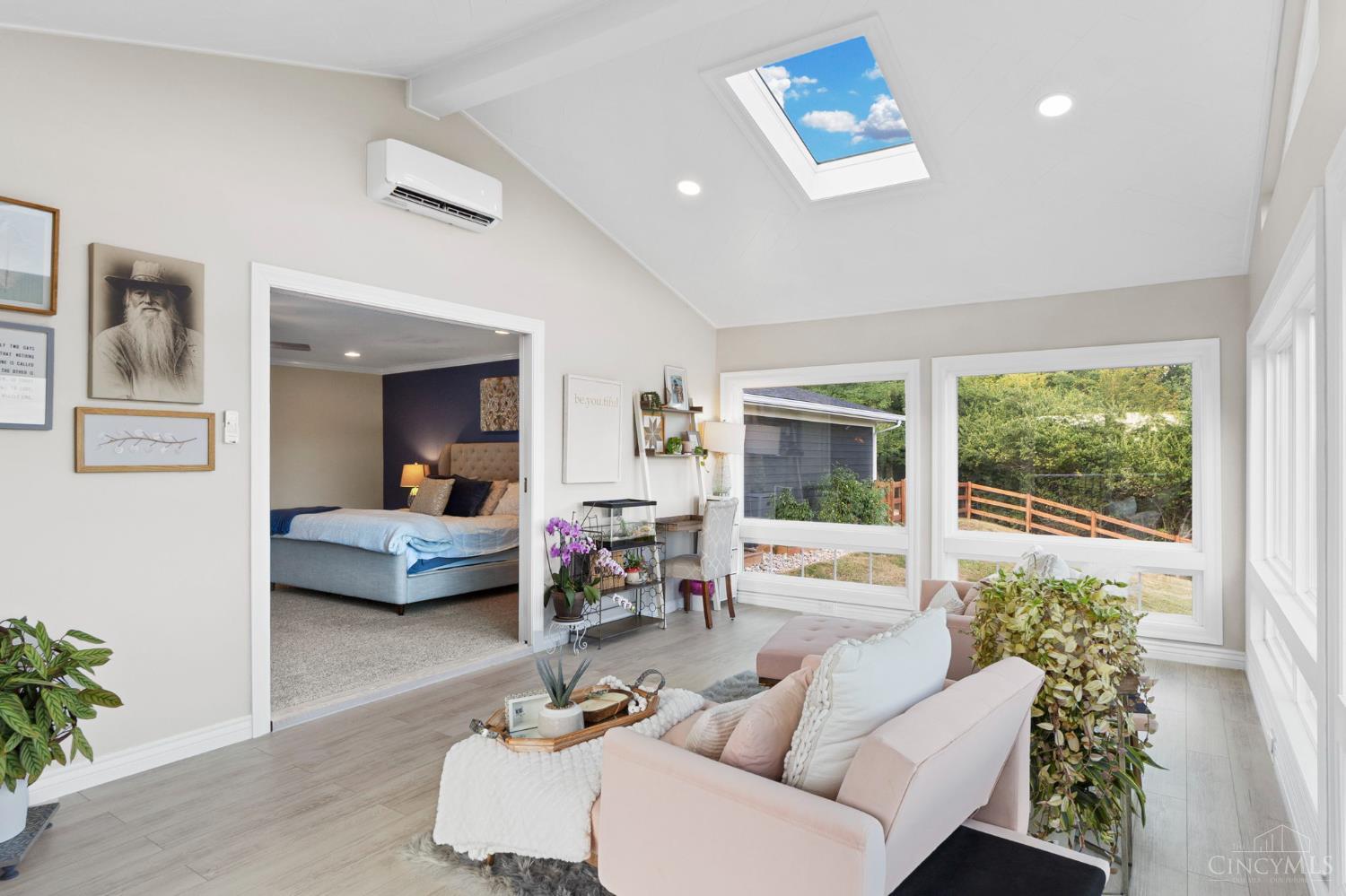 West Chester, Ohio, 45011, United States, 4 Bedrooms Bedrooms, ,6 BathroomsBathrooms,Residential,Active,1987249