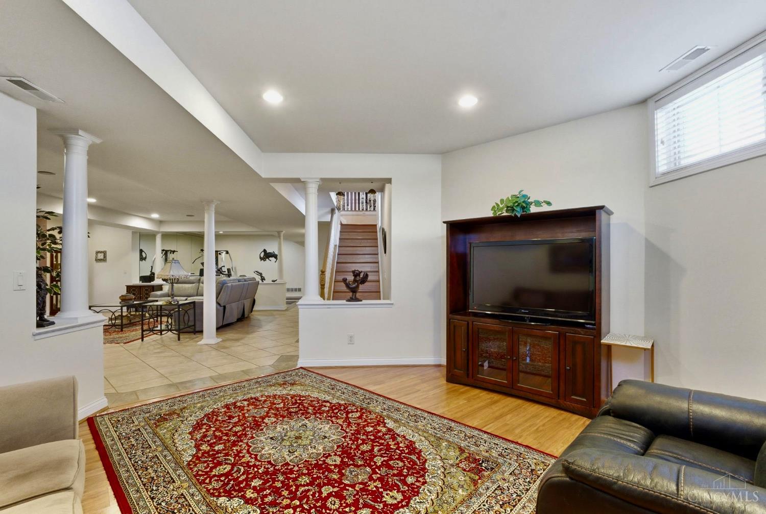 Liberty Twp, Ohio, 45044, United States, 4 Bedrooms Bedrooms, ,5 BathroomsBathrooms,Residential,Active,2040686