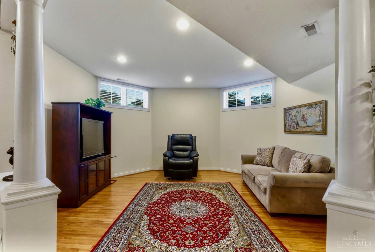 Liberty Twp, Ohio, 45044, United States, 4 Bedrooms Bedrooms, ,5 BathroomsBathrooms,Residential,Active,2040686