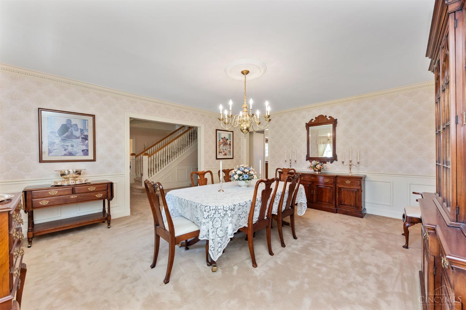 Evendale, Ohio, 45241, United States, 4 Bedrooms Bedrooms, ,4 BathroomsBathrooms,Residential,Active,1920230