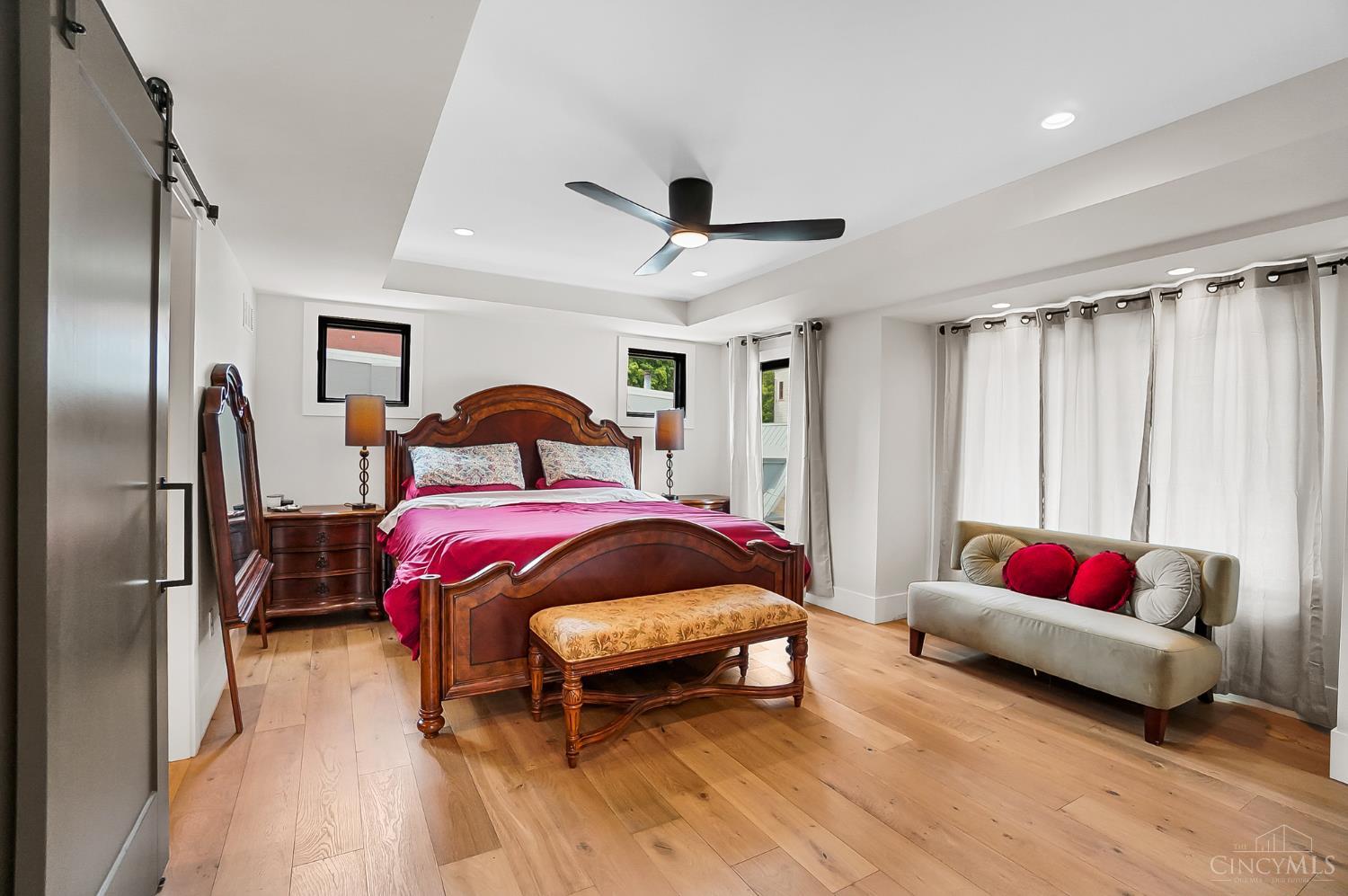 Cincinnati, Ohio, 45202, United States, 3 Bedrooms Bedrooms, ,4 BathroomsBathrooms,Residential,Active,1922745