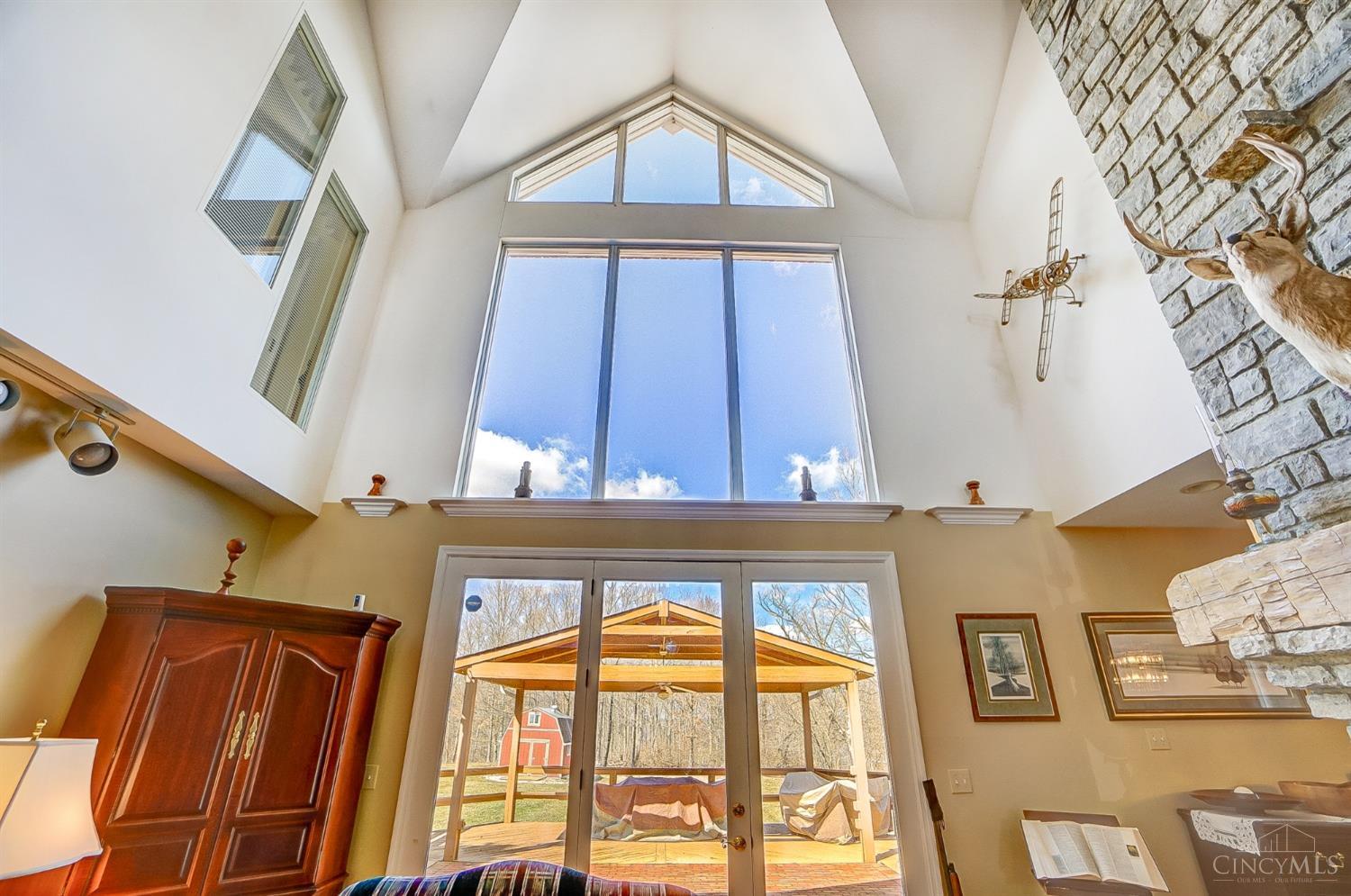 Union Twp, Ohio, 45244, United States, 4 Bedrooms Bedrooms, ,5 BathroomsBathrooms,Residential,Pending,1722734