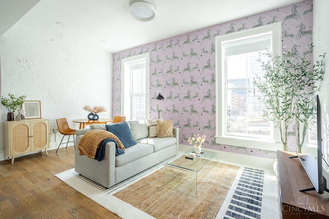 33 E COURT ST Unit 405  