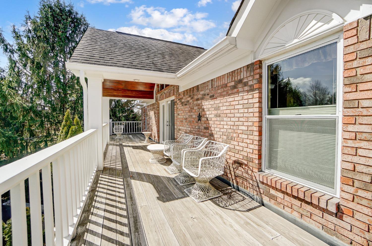 Union Twp, Ohio, 45244, United States, 4 Bedrooms Bedrooms, ,5 BathroomsBathrooms,Residential,Pending,1722734