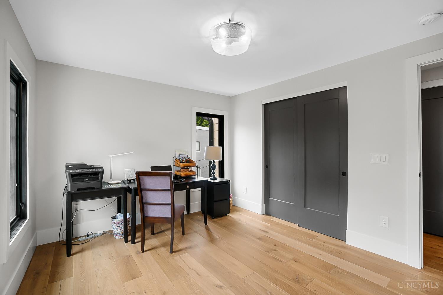 Cincinnati, Ohio, 45202, United States, 3 Bedrooms Bedrooms, ,4 BathroomsBathrooms,Residential,Active,1922745