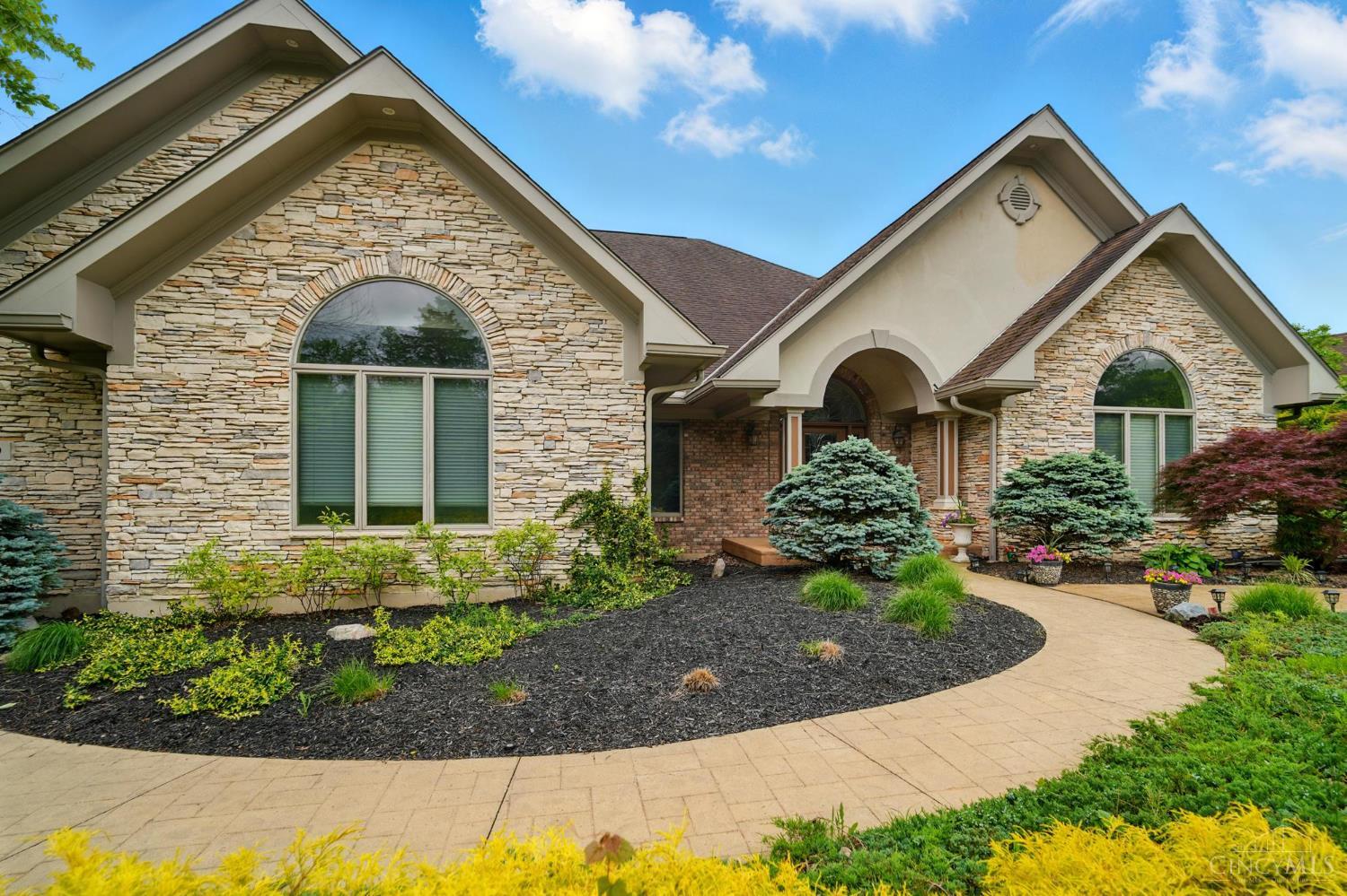 South Lebanon, Ohio, 45065, United States, ,5 BathroomsBathrooms,Residential,Active,1828690