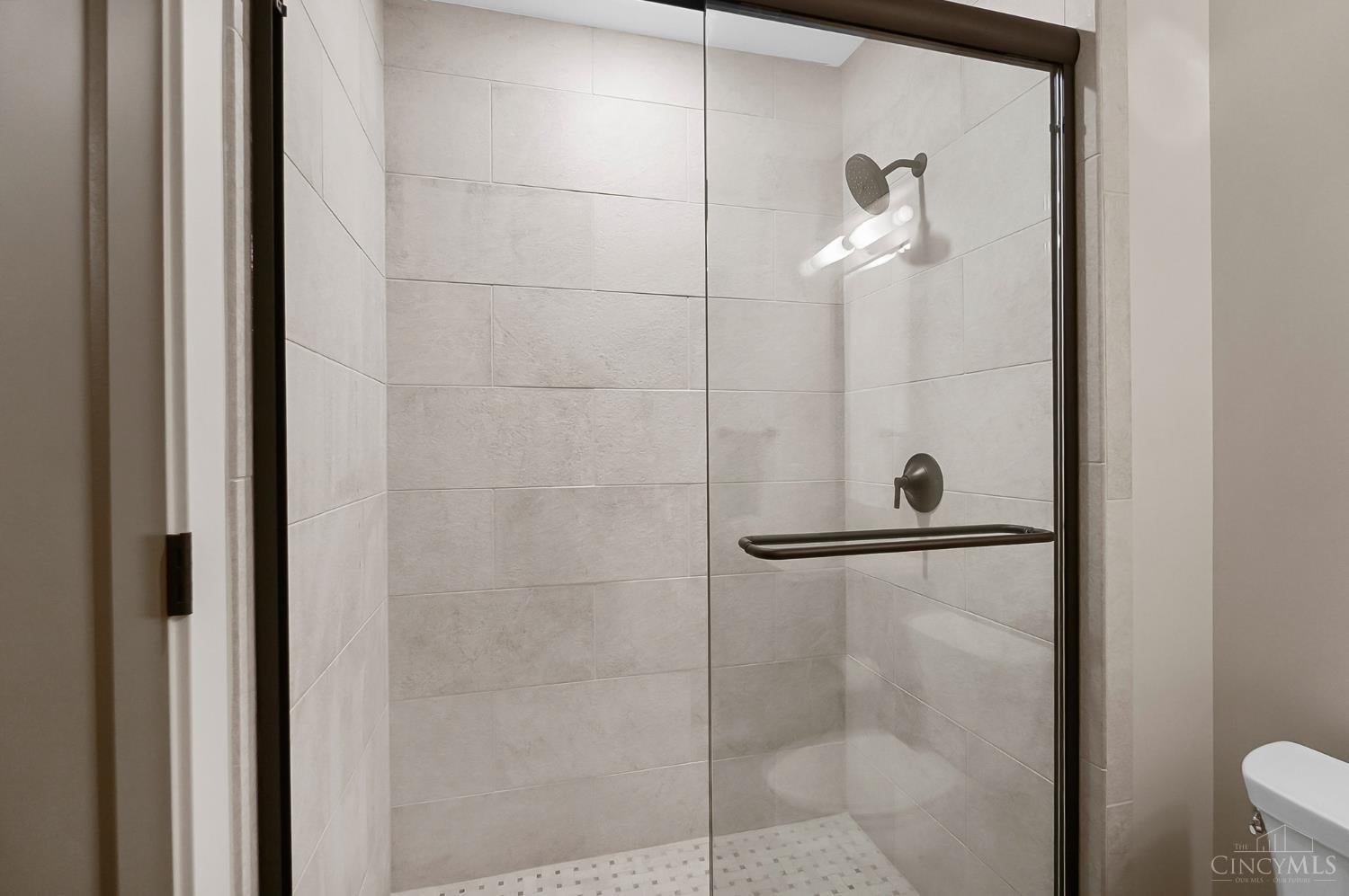 Cincinnati, Ohio, 45202, United States, 3 Bedrooms Bedrooms, ,4 BathroomsBathrooms,Residential,Active,1922745