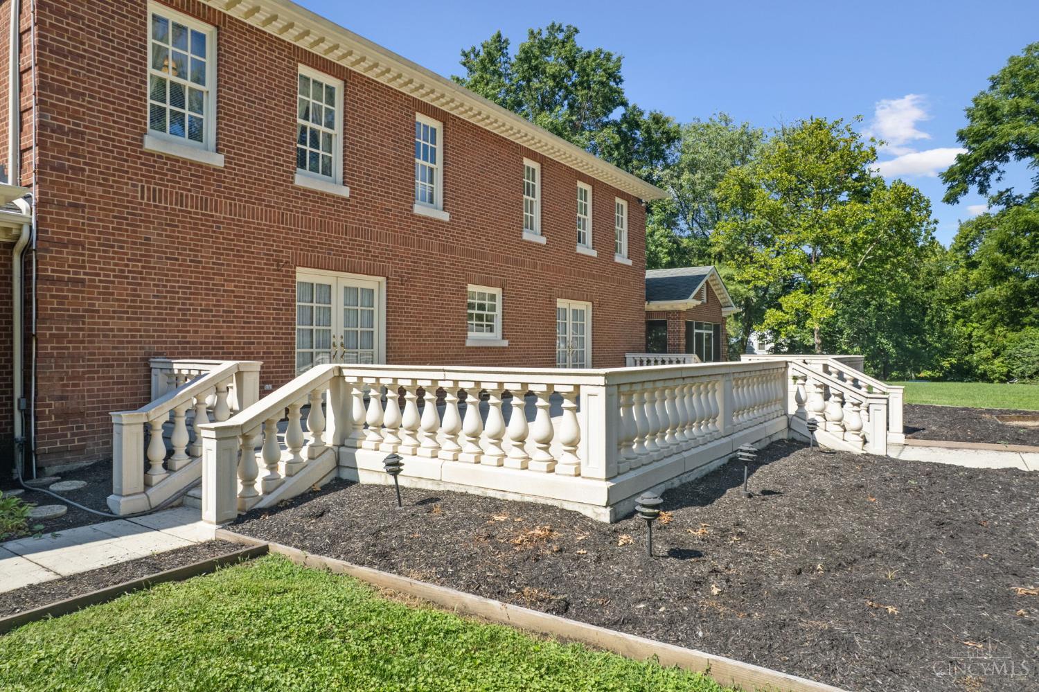 Evendale, Ohio, 45241, United States, 4 Bedrooms Bedrooms, ,4 BathroomsBathrooms,Residential,Active,1920230