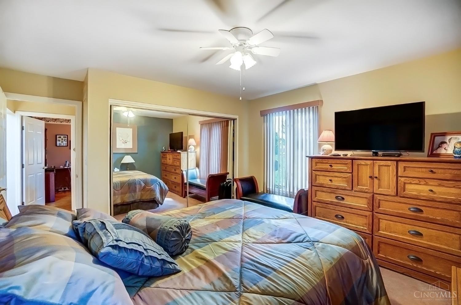 Union Twp, Ohio, 45244, United States, 4 Bedrooms Bedrooms, ,5 BathroomsBathrooms,Residential,Pending,1722734