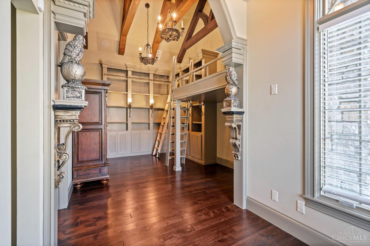 Deerfield Twp., Ohio, 45040, United States, 6 Bedrooms Bedrooms, ,8 BathroomsBathrooms,Residential,Active,1904704
