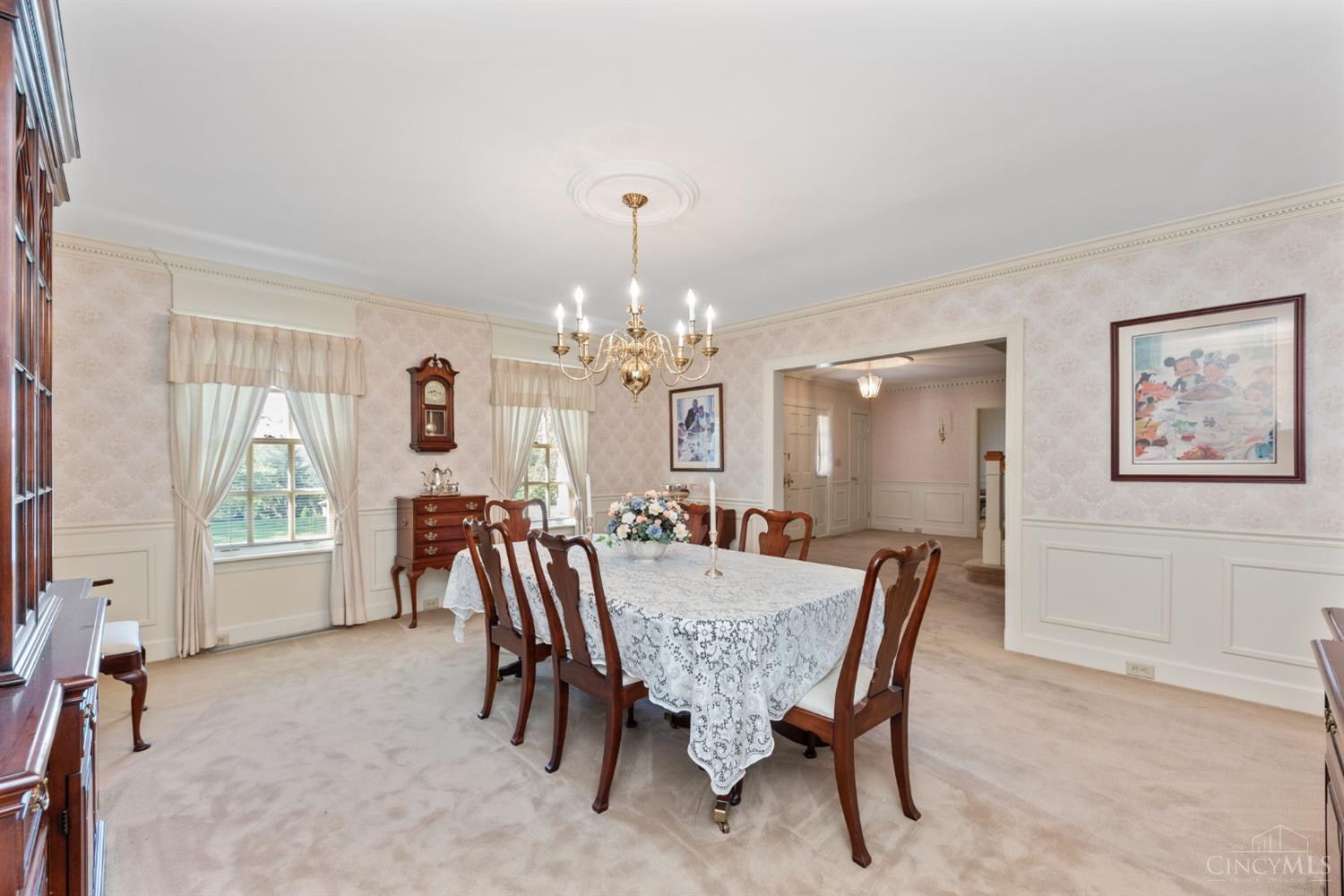 Evendale, Ohio, 45241, United States, 4 Bedrooms Bedrooms, ,4 BathroomsBathrooms,Residential,Active,1920230