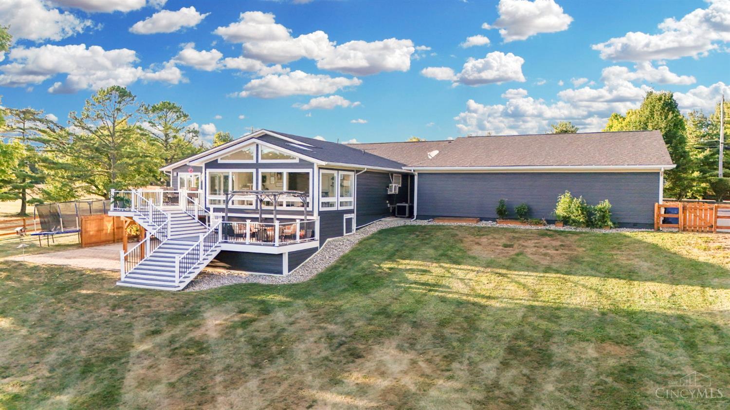 West Chester, Ohio, 45011, United States, 4 Bedrooms Bedrooms, ,6 BathroomsBathrooms,Residential,Active,1987249